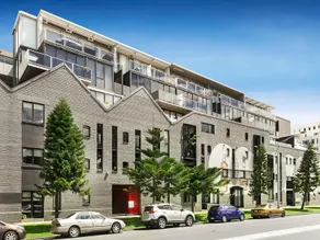 Port Melbourne Perfect 2 Bed - Image 2