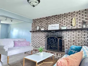 Cozy Split level 3-Bedroom home by LCCC - Image 2