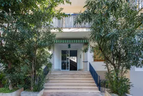 At Carl and Emanuela's house near the sea - Image 4