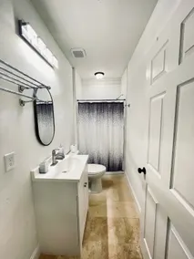 5-⭐️ Houston Centric Private Apartment - Image 5