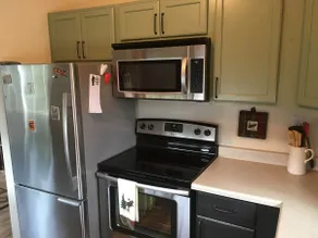 2bd Near Downtown! Right next to Elmendorf! - Image 5