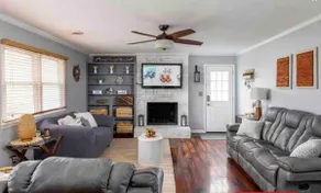 Contemporary & Cheerful Great choice for families - Image 4