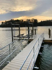 Lakefront Getaway/Boujee Shack w/Dock + Kayaks - Image 3