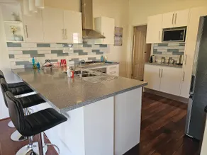 Beautiful refurbished 2 bed house. - Image 4