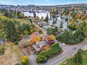 The Lodge | Stunning Log Home | 4-bedroom 3.5 bath - Image 4
