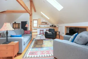 Modern Loft in the Mountains - Image 4