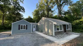 Tremendous Thompson Tenement 3BD House Hoagland - Image 3