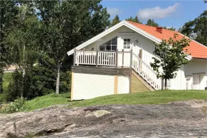 Attic apartment with lake view - Image 3