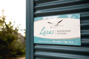 Larus Waterfront Cottage - Image 2