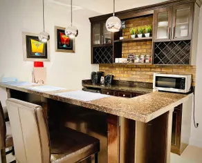Spacious & Private Suite- Your home away from home - Image 5