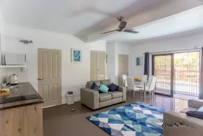 Rain-forest House Cairns - Image 3