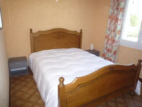 Independent 2-room apartment - Image 4