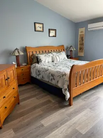 Cheerful 2 bedroom townhome with indoor fire place - Image 4