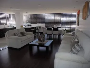 Spectacular, luxurious and central - Image 5