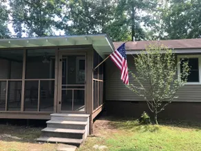 TLC: The Lake Cottage - Image 3