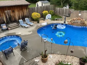Private Knoxville Oasis - Image 4