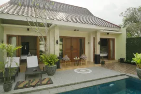 Villa Vanya Jogja (8-10p) private pool - Image 3