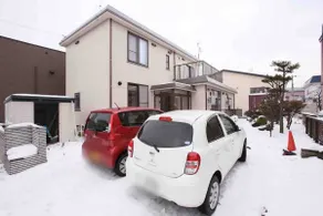 Nishimachi / All rooms are air-conditioned / 139 ㎡ Entire house / 4 bedrooms + 4 bathrooms / Free parking for 2 cars / 5 minutes from subway station - Image 5