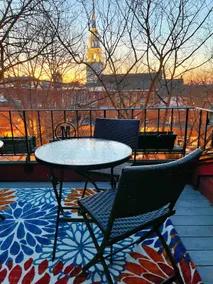 City Loft | Group Getaway | King Downtown Location - Image 2