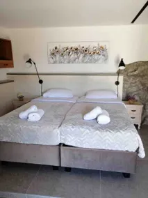 Nestor's studio house - Image 4