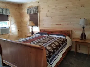 WARRENSBURG LOG CABIN - Image 3