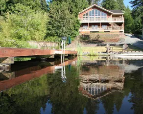 Lakeside Living Suite! ~Mt. Rainier, NWTrek, JBLM - Image 2