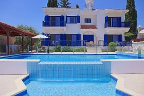 Villa Mandola Rosa: Élégamment décorée, vue sur la mer, piscine, A / C - Image 2