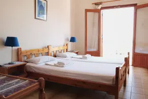 Seaview self catering apartment - Helen No 1 - Image 5