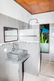 Kawans Inn Lembongan - Image 5