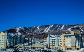 [6317] Studio at the base of Mont-Sainte-Anne - Image 2