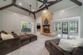 Family Friendly Luxury Home with Pool - Image 2