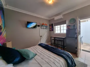 Entire studio apartment with Solar Power - Image 5