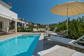 Marula holiday home - with heated pool - Image 3