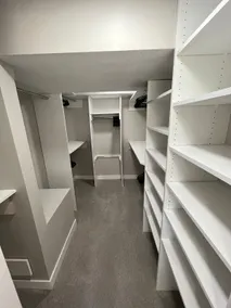 Large Beautifully Renovated 4Bedroom near Downtown - Image 4
