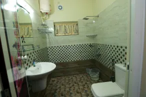 Deluxe Villa at Thiruvalla faustahomes homestay - Image 5
