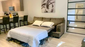 Luxury Midtown Oasis near Atlantic Station free onsite parking - Image 2