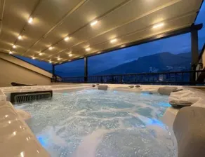 Penthouse with Old bridge view and jacuzzi - Image 3