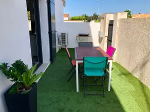 Sea getaway 2 minutes walk, patio & total comfort - Image 4