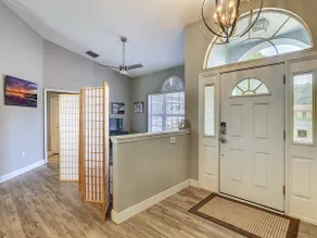 Fantastic Water Front Home on the Chain of Lakes - Image 3
