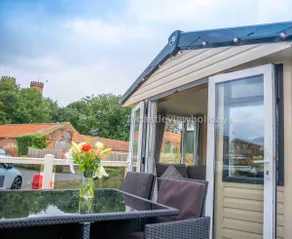 Castle View Holidays (hot tub) Tattershall Lakes - Image 3