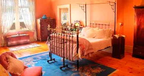 George Lowe Esquire Apartment - Buxton Manor - Image 5
