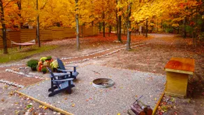 Romantic Retreat for Two + Pup Near TC and Dunes - Image 2