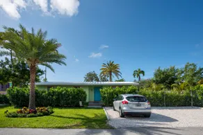 COASTAL BUNGALOWS The 3 Starfish Bungalow 1Bed 1Bath Shared Pool - Image 3