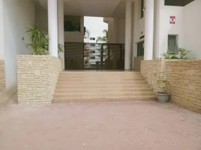 Spacious F4 Beach Apartment - Image 4