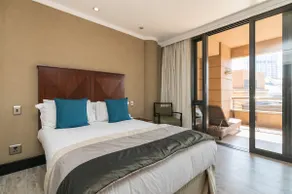 Raphael Suites - Image 5