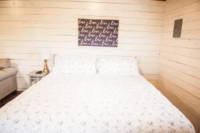 My Happy Place - The Cabins at Onion Creek - Image 4