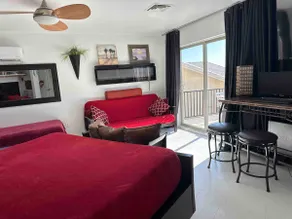 Breathtaking Views From Bed! Indoor Jet Tub/Spa! - Image 5