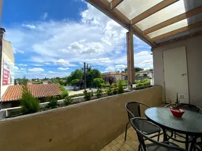 Apartment with 2 doves with garages and terrace - Image 2