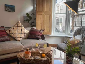 Georgian/3 bed/Hottub/Parking/Near Beach & Marina - Image 4