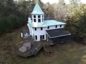 Magical 6-Bedroom Woodstock Getaway - Image 4